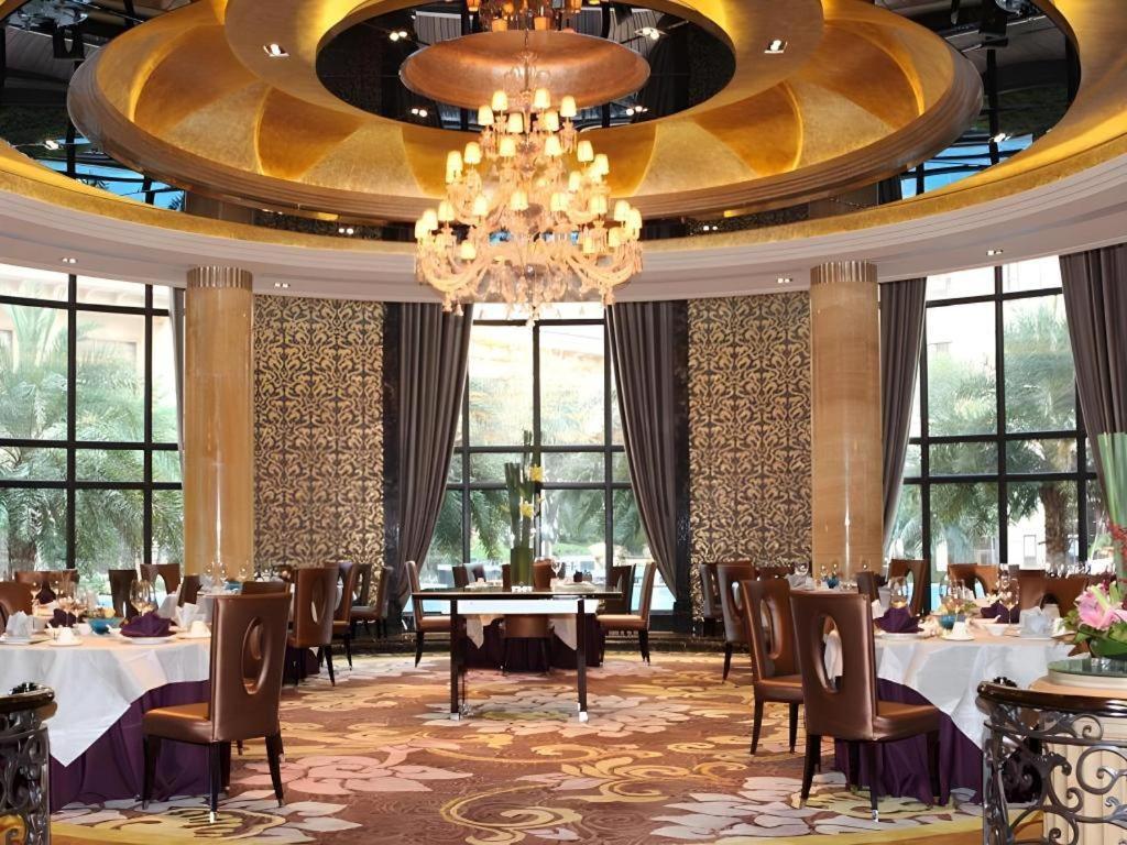 Chateau Starriver Guangzhou Peninsula Екстериор снимка
