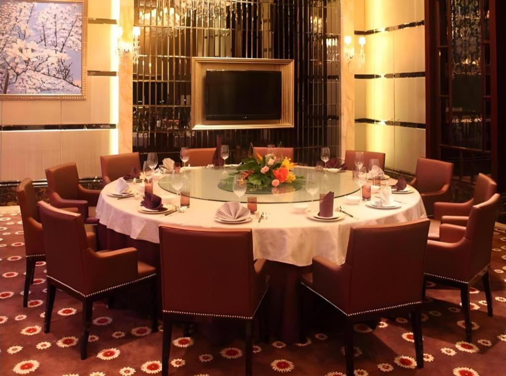 Chateau Starriver Guangzhou Peninsula Екстериор снимка