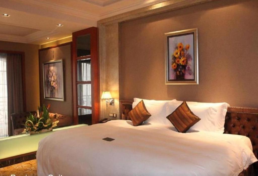 Chateau Starriver Guangzhou Peninsula Екстериор снимка