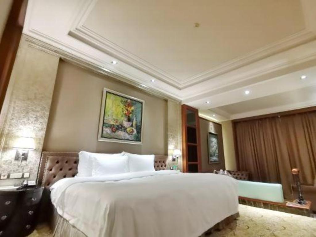 Chateau Starriver Guangzhou Peninsula Екстериор снимка